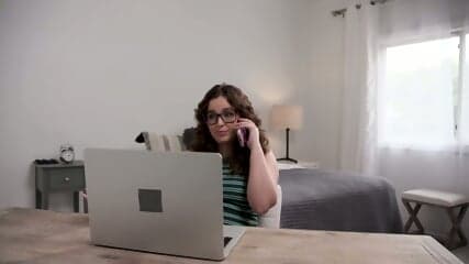 Leana Lovings – Sneaky Cousin Lovin