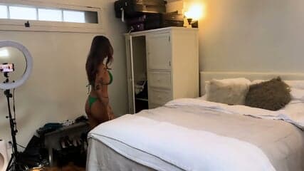 Hot Latina Sunbathing Gets Hit On & She Lets Him Fuck